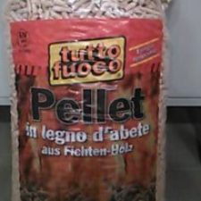 Pellet Tutto Fuoco, le recensioni