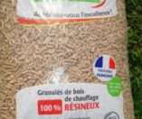 Pellet Zenith, dalle conifiere di Francia, le recensioni